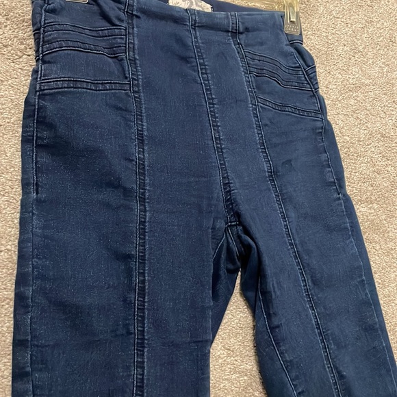 Free People Jeggings - Picture 2 of 5